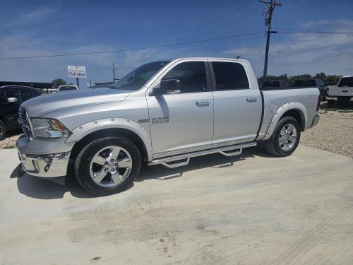 2015 RAM 1500 SLT Crew Cab SWB 2WD