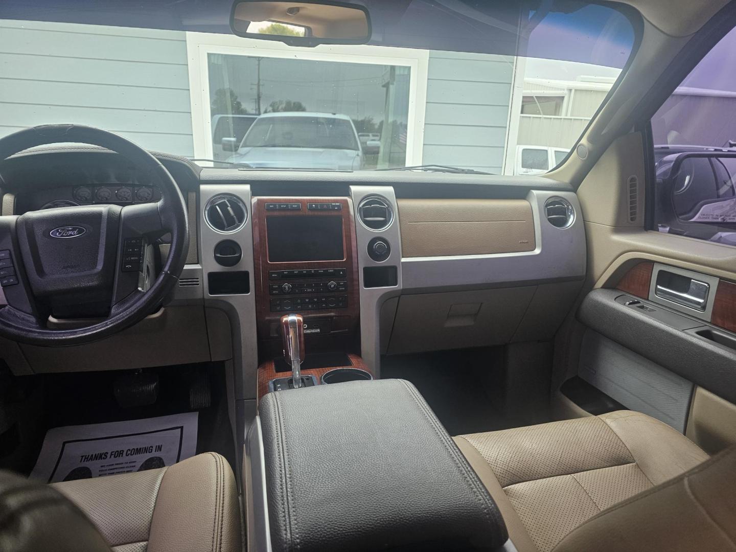 2010 WHITE Ford F-150 Lariat SuperCrew 5.5-ft. Bed 2WD (1FTFW1CV1AK) with an 5.4L V8 SOHC 24V FFV engine, 4-Speed Automatic transmission, located at 607 S Seven Points BLVD, Seven Points, TX, 75143, (430) 255-4030, 32.313934, -96.207932 - Photo#4