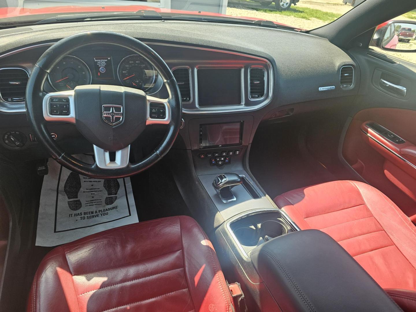 2014 RED Dodge Charger SXT (2C3CDXHG0EH) with an 3.6L V6 DOHC 24V engine, 8-Speed Automatic transmission, located at 607 S Seven Points BLVD, Seven Points, TX, 75143, (430) 255-4030, 32.313934, -96.207932 - Photo#4