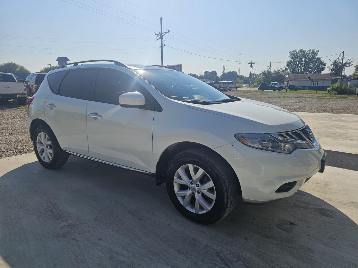 2013 WHITE Nissan Murano SV (JN8AZ1MU9DW) with an 3.5L V6 DOHC 24V engine, Continuously Variable Transmission transmission, located at 607 S Seven Points BLVD, Seven Points, TX, 75143, (430) 255-4030, 32.313934, -96.207932 - Photo#1