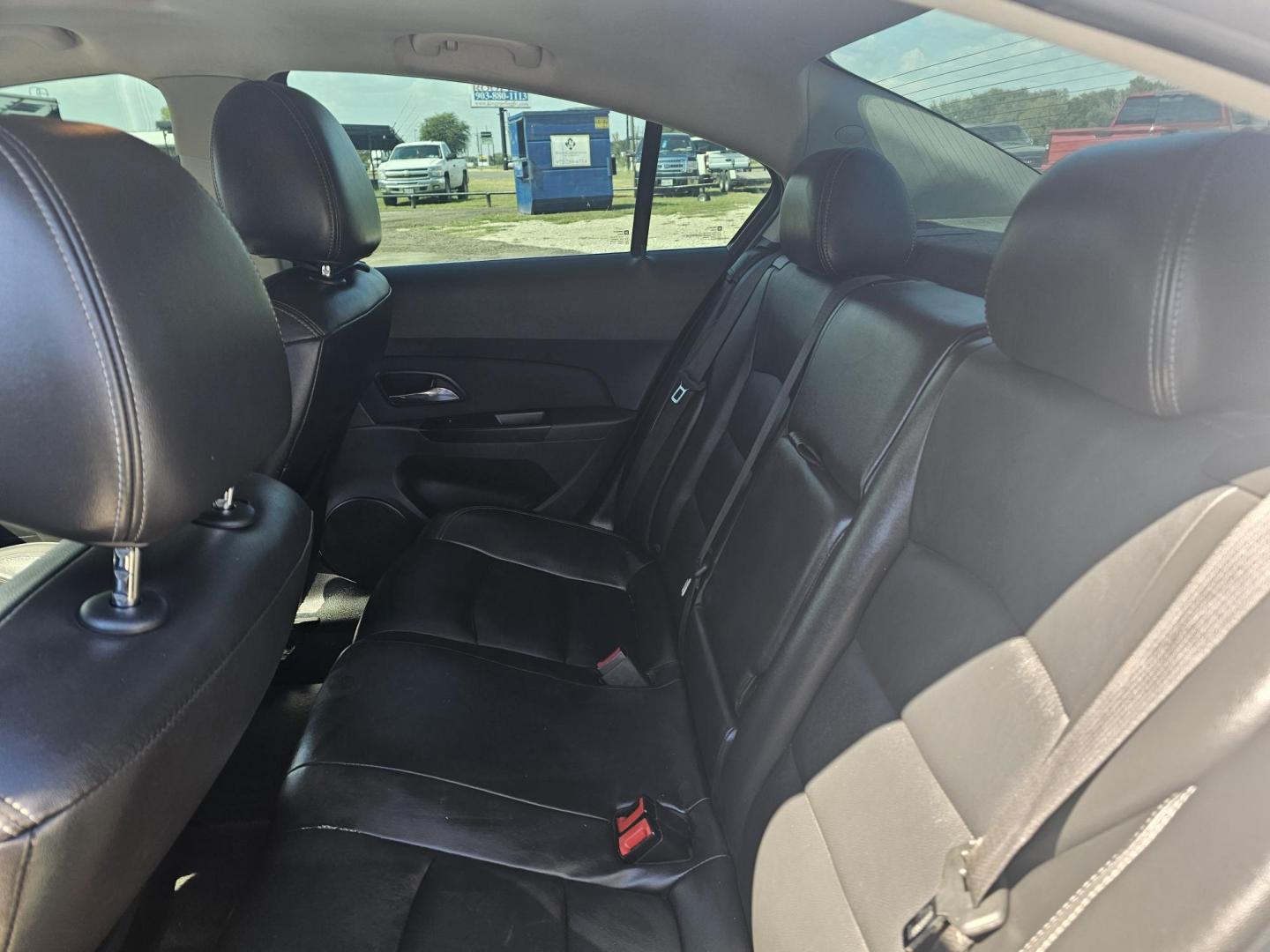 2014 SILVER Chevrolet Cruze LTZ Auto (1G1PG5SB4E7) with an 1.4L L4 DOHC 16V TURBO engine, 6-Speed Automatic transmission, located at 607 S Seven Points BLVD, Seven Points, TX, 75143, (430) 255-4030, 32.313934, -96.207932 - Photo#5