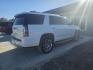 2016 WHITE GMC Yukon Denali 4WD (1GKS2CKJ3GR) with an 6.2L V8 OHV 16V engine, 6A transmission, located at 607 S Seven Points BLVD, Seven Points, TX, 75143, (430) 255-4030, 32.313934, -96.207932 - Photo#2