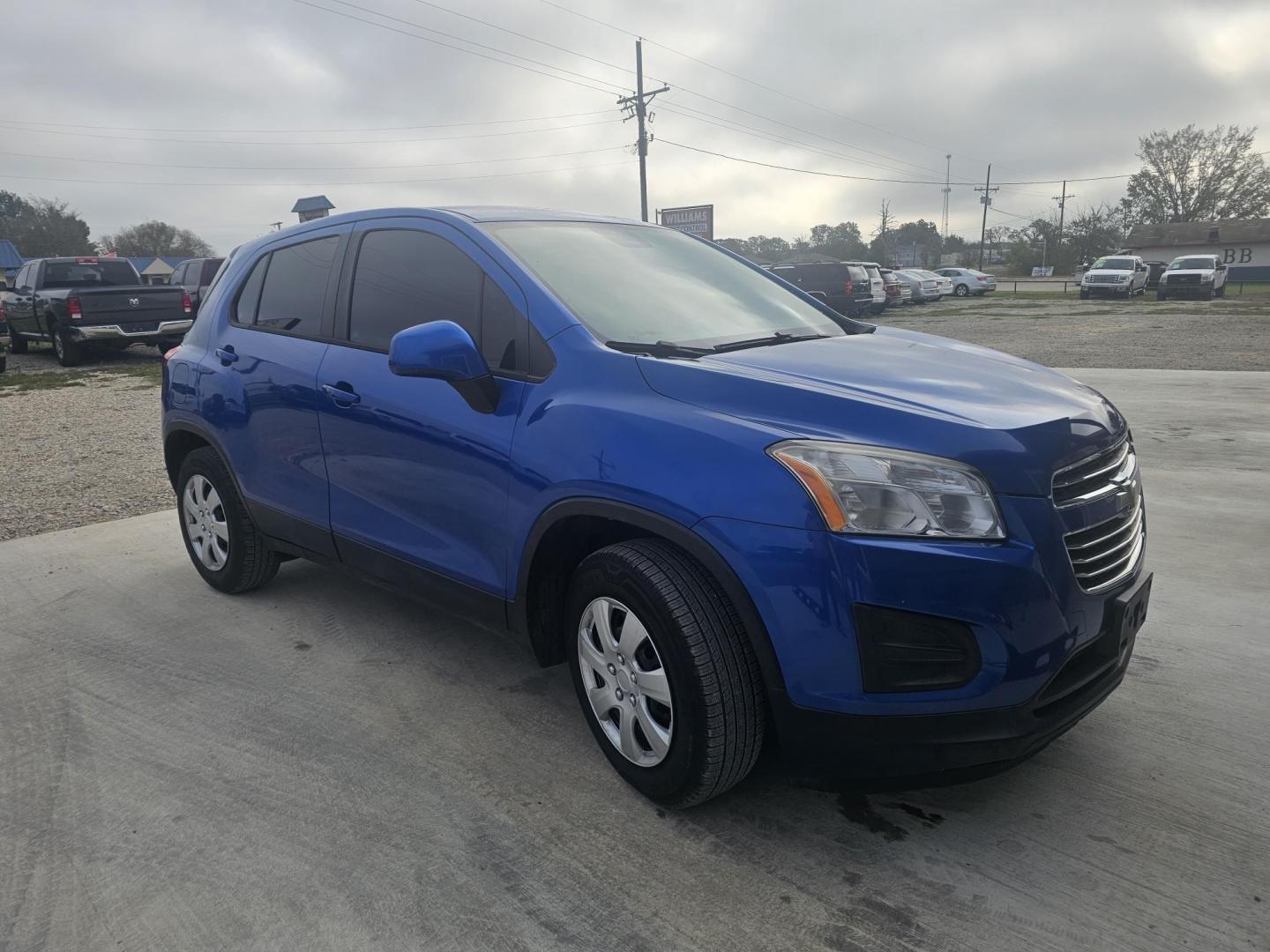 2015 BLUE Chevrolet Trax LS FWD (KL7CJKSB7FB) with an 1.4L L4 DOHC 16V FFV engine, located at 607 S Seven Points BLVD, Seven Points, TX, 75143, (430) 255-4030, 32.313934, -96.207932 - Photo#1