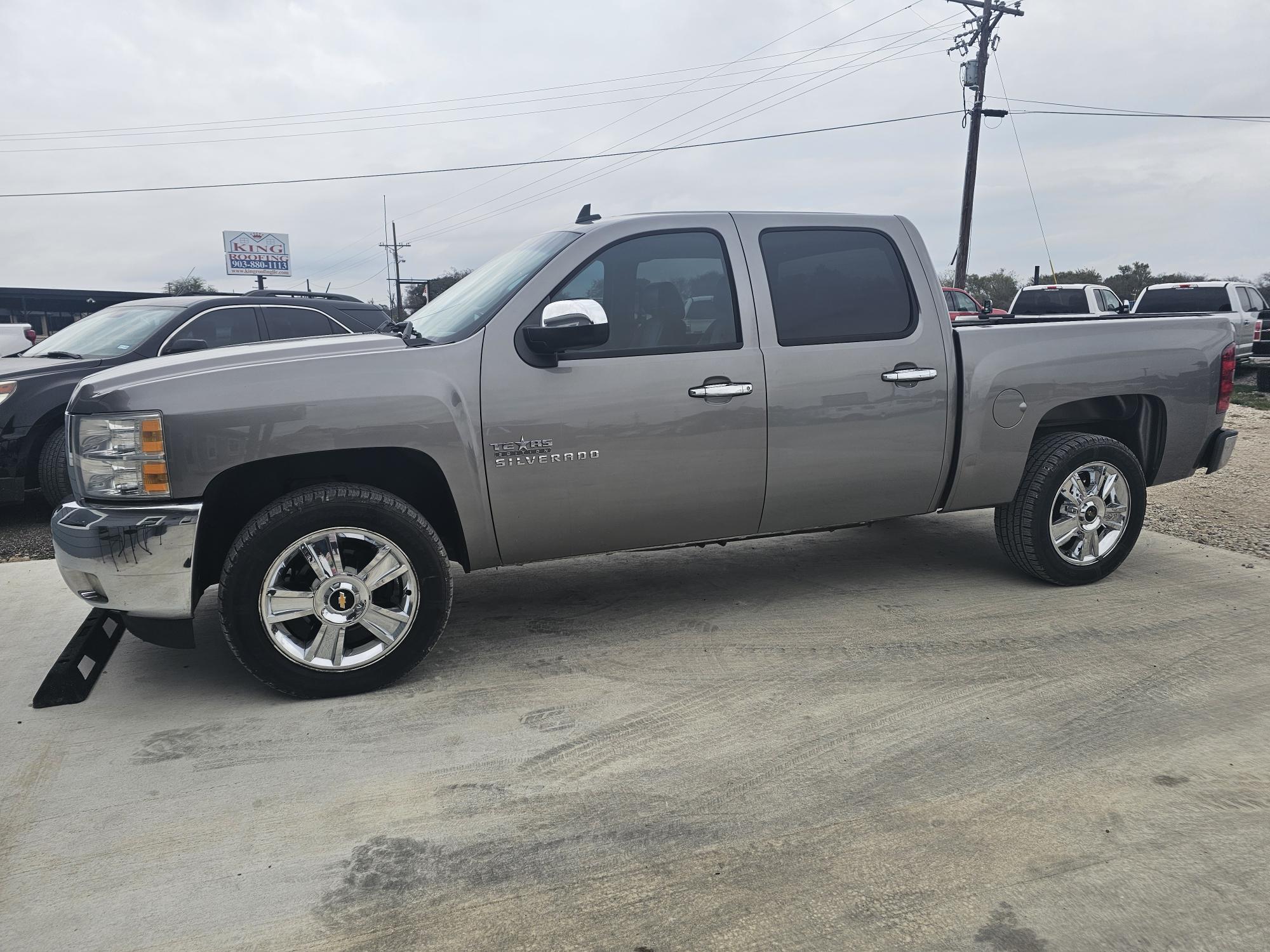 photo of 2012 Chevrolet Silverado 1500 LT Crew Cab 2WD