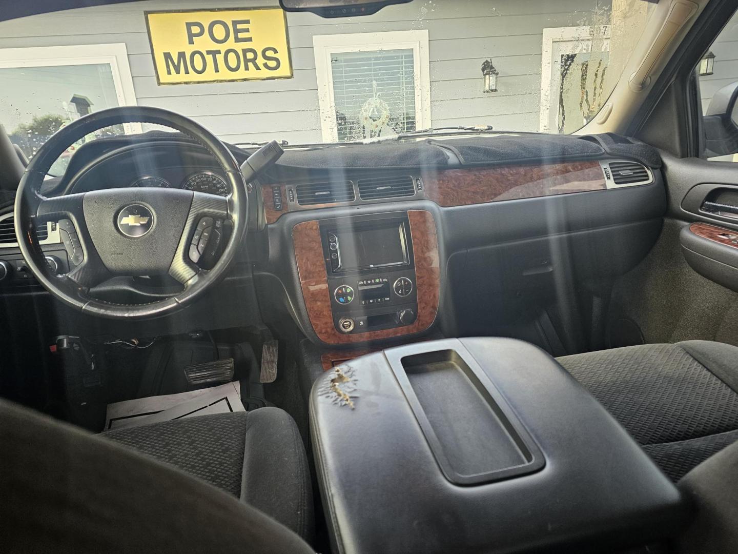 2007 TAN Chevrolet Avalanche LS 4WD (3GNFK12377G) with an 5.3L V8 OHV 16V FFV engine, 4-Speed Automatic Overdrive transmission, located at 607 S Seven Points BLVD, Seven Points, TX, 75143, (430) 255-4030, 32.313934, -96.207932 - Photo#4