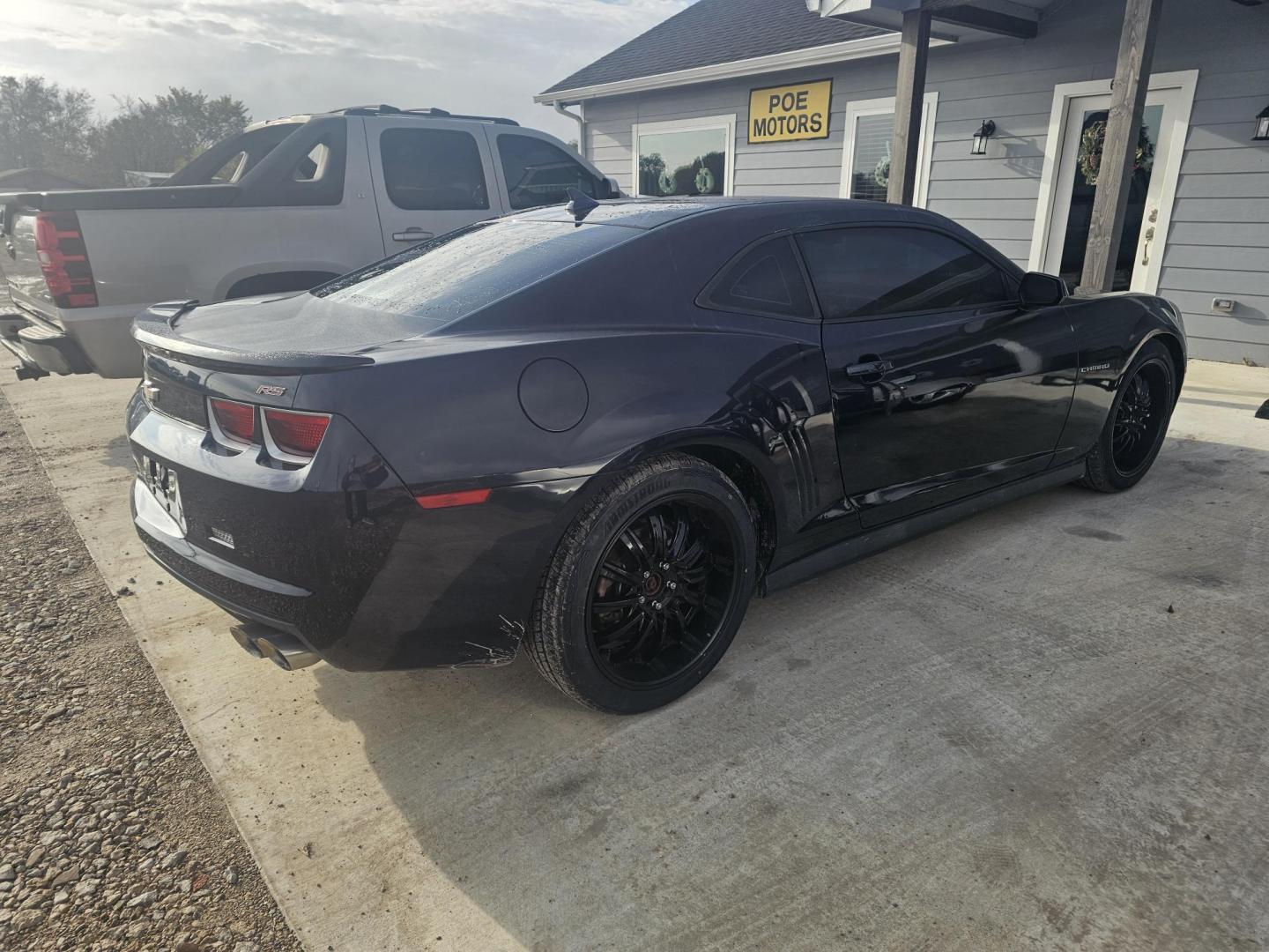 2013 BLUE Chevrolet Camaro Coupe 2LT (2G1FC1E32D9) with an 3.6L V6 DOHC 24V FFV engine, 6-Speed Automatic transmission, located at 607 S Seven Points BLVD, Seven Points, TX, 75143, (430) 255-4030, 32.313934, -96.207932 - Photo#2