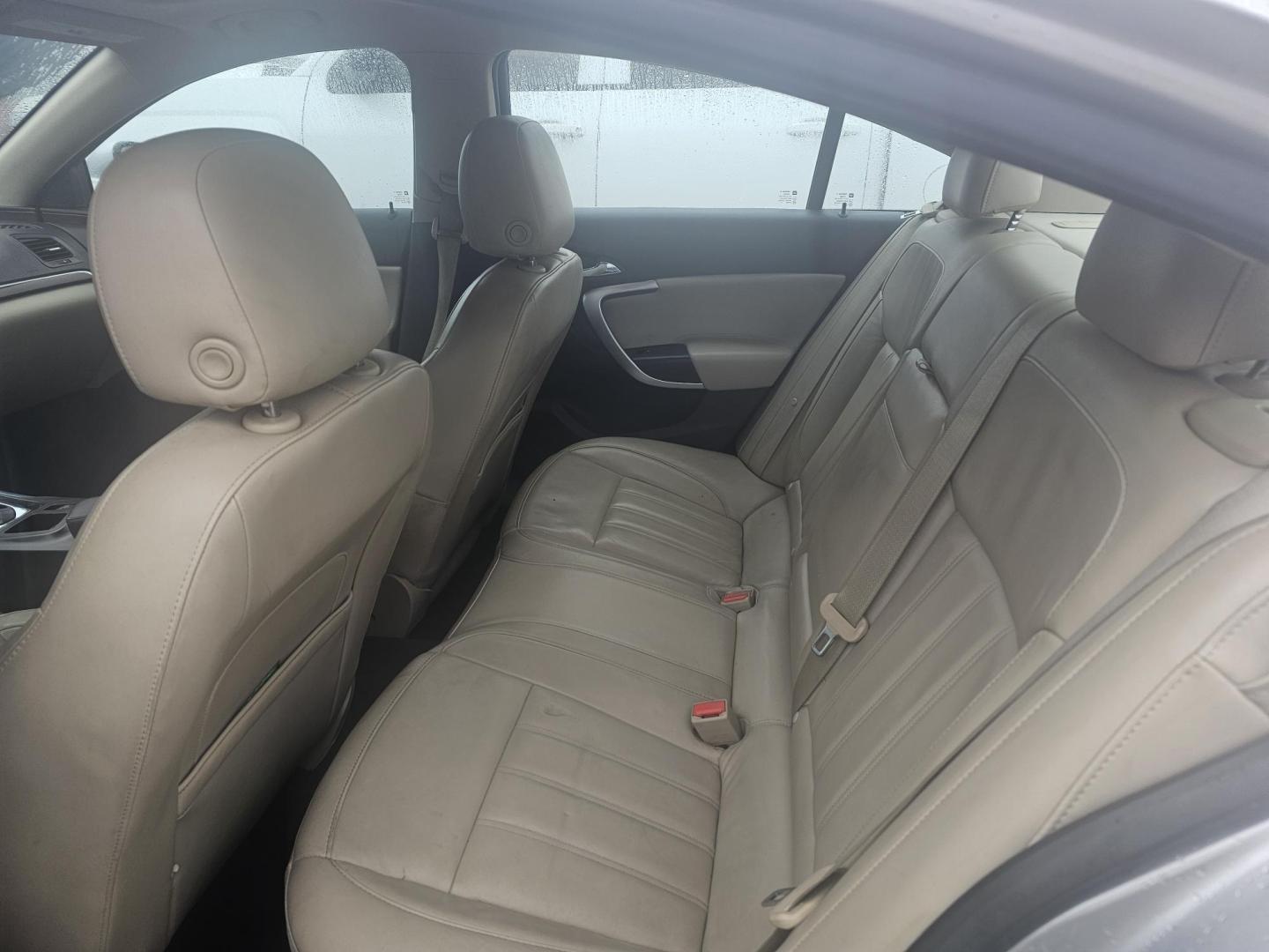 2014 SILVER Buick Regal Premium 1 (2G4GN5EXXE9) with an 2.0L L4 DOHC 16V TURBO engine, 6-Speed Automatic transmission, located at 607 S Seven Points BLVD, Seven Points, TX, 75143, (430) 255-4030, 32.313934, -96.207932 - Photo#5