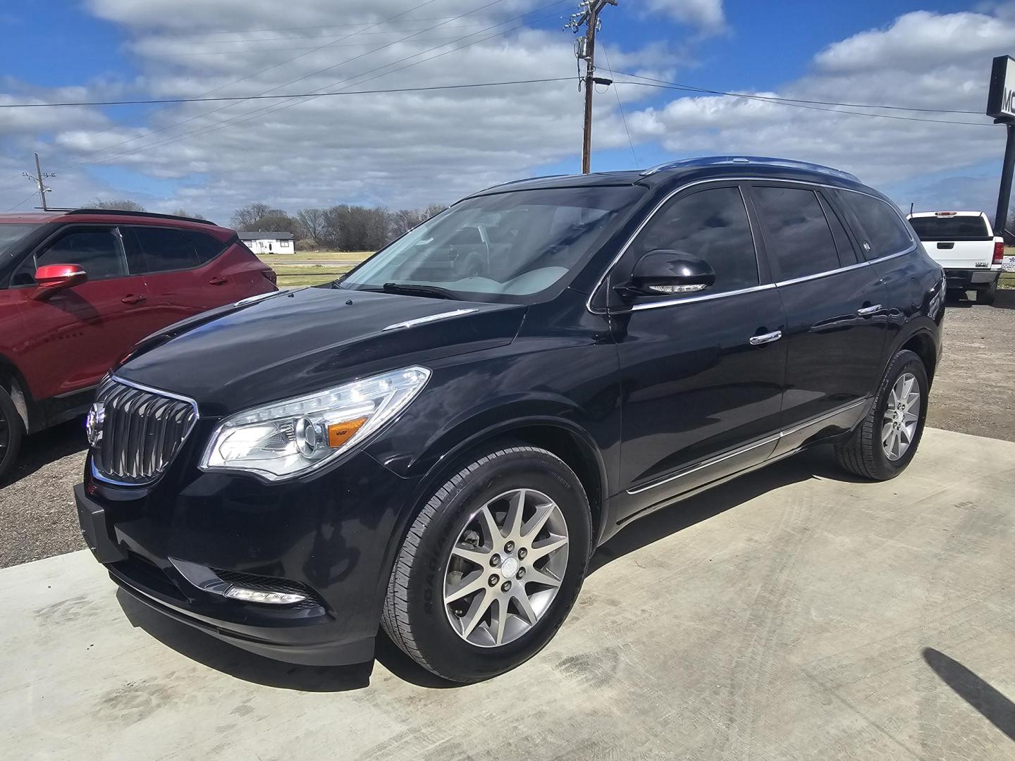 2017 BLACK Buick Enclave Leather FWD (5GAKRBKD5HJ) with an 3.6L V6 DOHC 24V engine, 6A transmission, located at 607 S Seven Points BLVD, Seven Points, TX, 75143, (430) 255-4030, 32.313934, -96.207932 - Photo#0