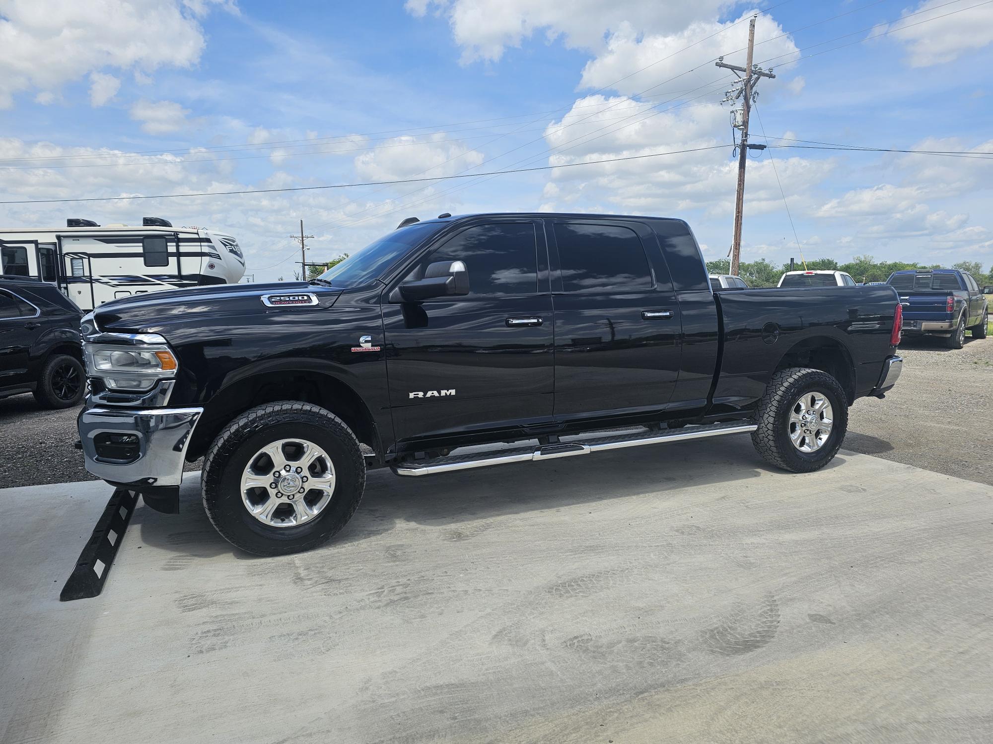 photo of 2019 RAM 2500 SLT Mega Cab 4WD