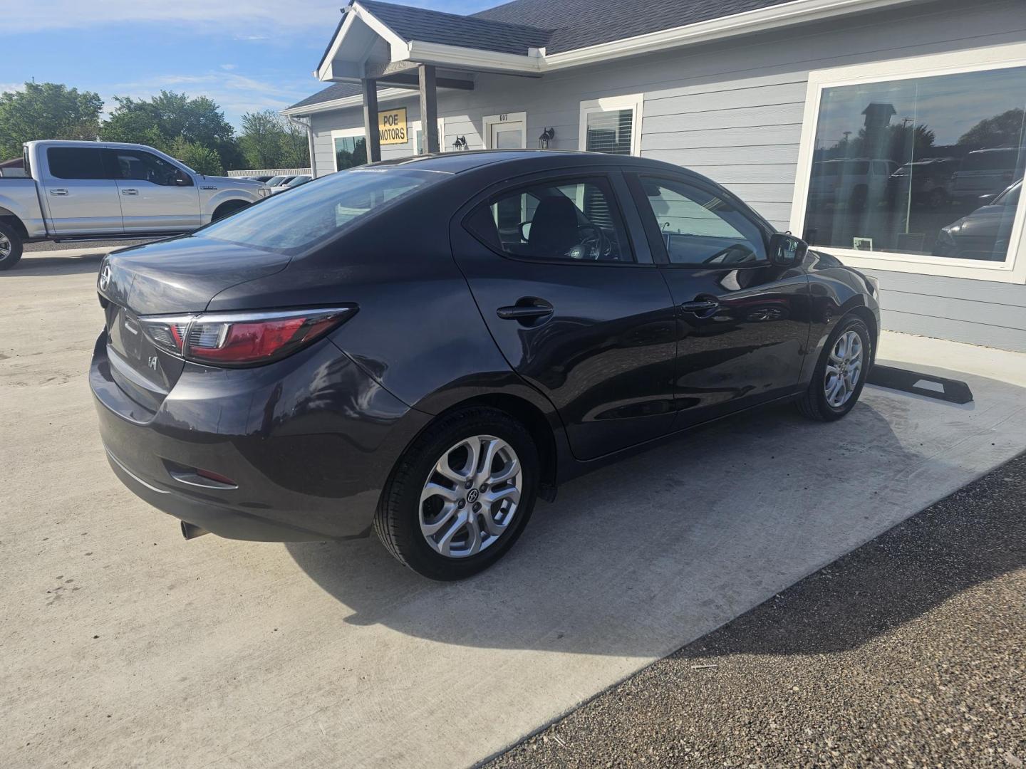 2016 GRAY Scion iA 6A (3MYDLBZV5GY) with an 1.5L L4 DOHC 16V engine, 6A transmission, located at 607 S Seven Points BLVD, Seven Points, TX, 75143, (430) 255-4030, 32.313934, -96.207932 - Photo#2