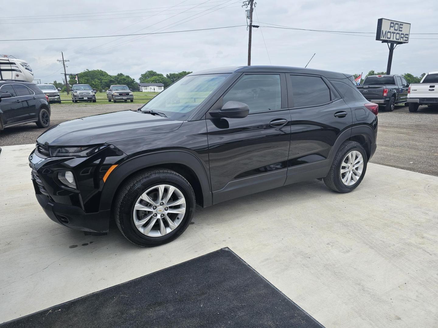 2022 BLACK Chevrolet Trailblazer LS (KL79MMS25NB) with an 1.2L L3 DOHC 12V engine, 9A transmission, located at 607 S Seven Points BLVD, Seven Points, TX, 75143, (430) 255-4030, 32.313934, -96.207932 - Photo#0