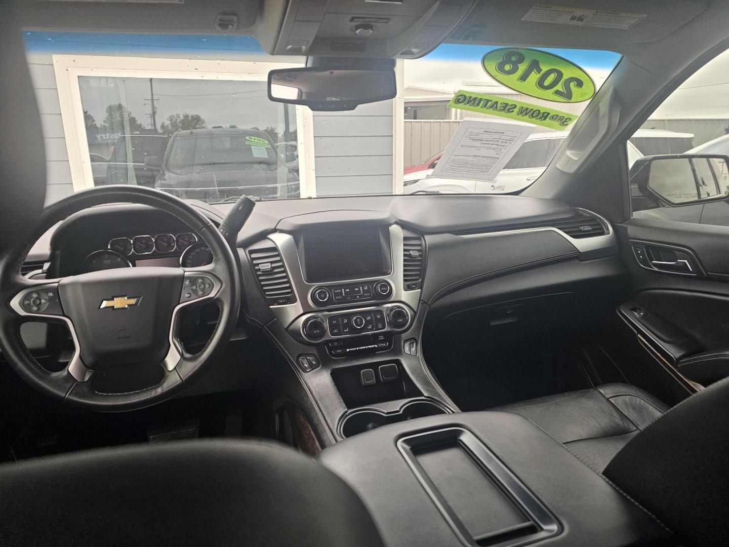 2018 BLUE Chevrolet Tahoe LT 2WD (1GNSCBKC5JR) with an 5.3L V8 OHV 16V engine, 6A transmission, located at 607 S Seven Points BLVD, Seven Points, TX, 75143, (430) 255-4030, 32.313934, -96.207932 - Photo#4