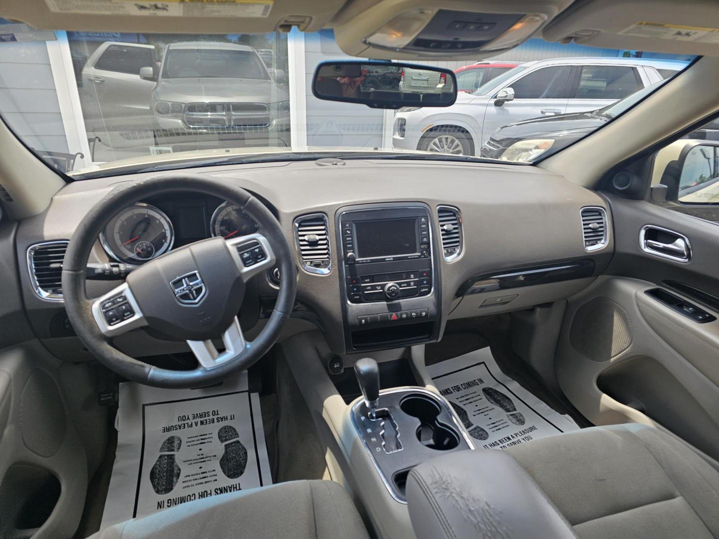 2011 GOLD Dodge Durango Crew 2WD (1D4RD4GG4BC) with an 3.6L V6 DOHC 24V engine, located at 607 S Seven Points BLVD, Seven Points, TX, 75143, (430) 255-4030, 32.313934, -96.207932 - Photo#4