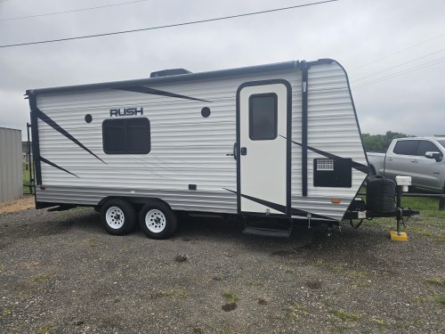 RUSH TRAVEL TRAILER *** CASH ***