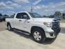 2017 WHITE Toyota Tundra SR5 5.7L V8 FFV Double Cab 4WD (5TFUW5F1XHX) with an 5.7L V8 DOHC 32V FFV engine, 6A transmission, located at 607 S Seven Points BLVD, Seven Points, TX, 75143, (430) 255-4030, 32.313934, -96.207932 - Photo#1