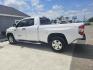 2017 WHITE Toyota Tundra SR5 5.7L V8 FFV Double Cab 4WD (5TFUW5F1XHX) with an 5.7L V8 DOHC 32V FFV engine, 6A transmission, located at 607 S Seven Points BLVD, Seven Points, TX, 75143, (430) 255-4030, 32.313934, -96.207932 - Photo#3