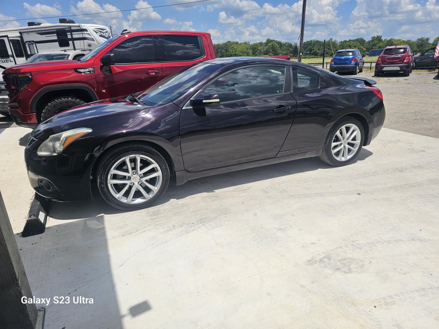 2010 PURPLE Nissan Altima 3.5 SR 6M/T Coupe (1N4BL2EP4AC) with an 3.5L V6 DOHC 24V engine, 6M transmission, located at 607 S Seven Points BLVD, Seven Points, TX, 75143, (430) 255-4030, 32.313934, -96.207932- Photo#0