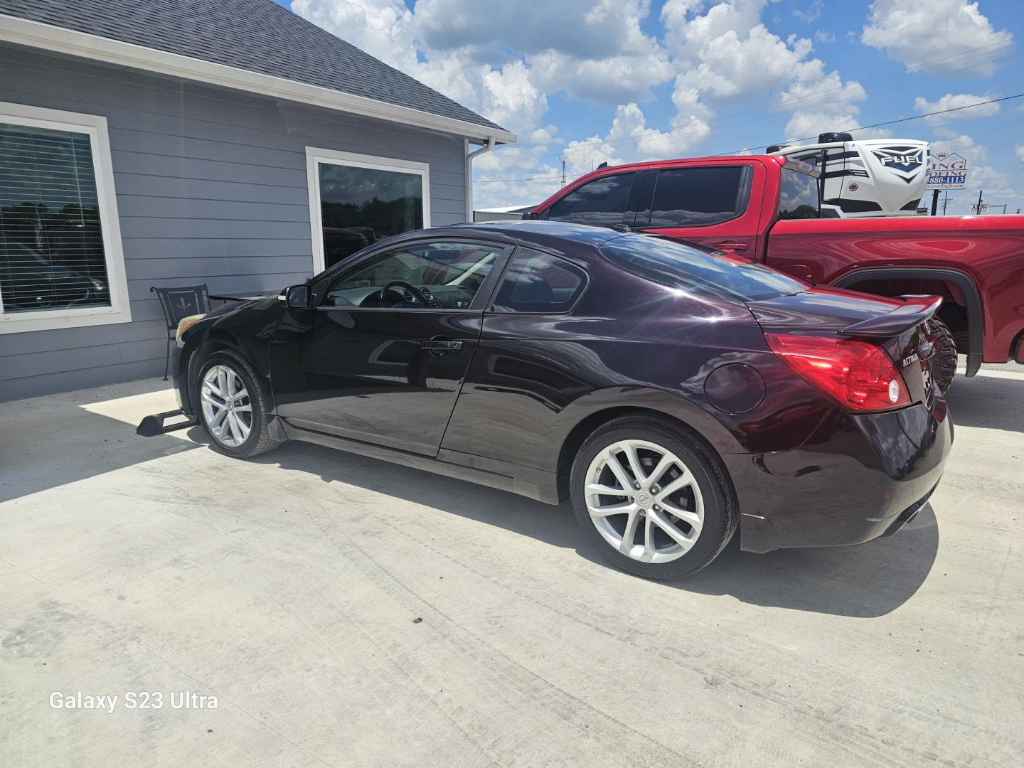 2010 PURPLE Nissan Altima 3.5 SR 6M/T Coupe (1N4BL2EP4AC) with an 3.5L V6 DOHC 24V engine, 6M transmission, located at 607 S Seven Points BLVD, Seven Points, TX, 75143, (430) 255-4030, 32.313934, -96.207932- Photo#3