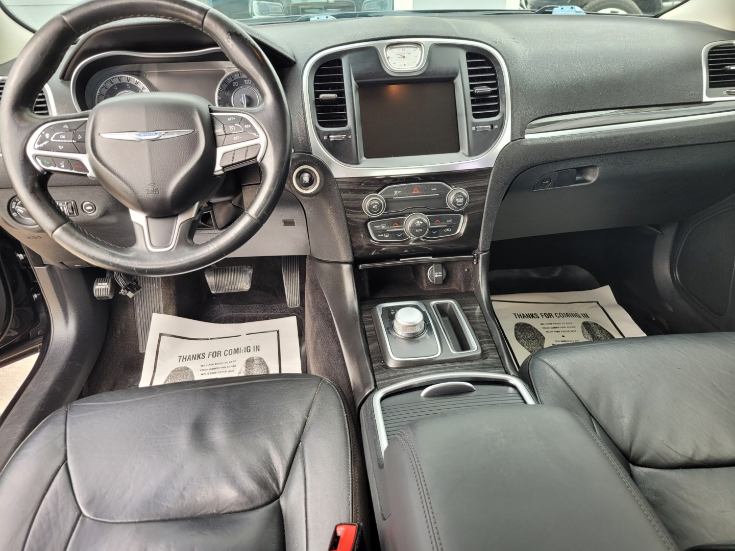 2015 BLACK Chrysler 300 Limited RWD (2C3CCAAG9FH) with an 3.6L V6 SOHC 24V engine, 8A transmission, located at 607 S Seven Points BLVD, Seven Points, TX, 75143, (430) 255-4030, 32.313934, -96.207932- Photo#5