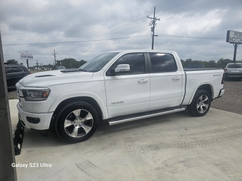 2020 RAM 1500 Laramie Crew Cab SWB 2WD