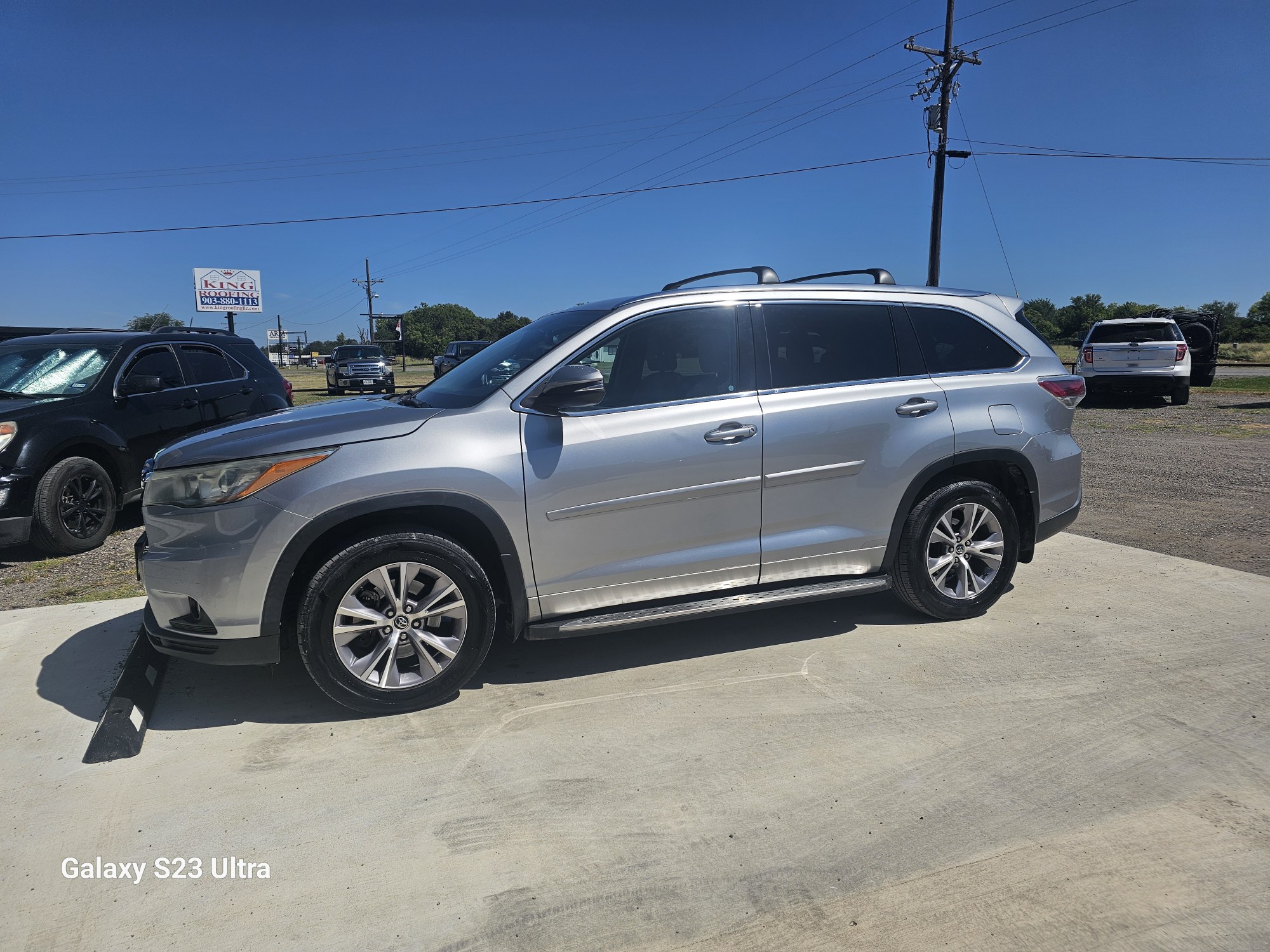 photo of 2016 Toyota Highlander XLE FWD V6
