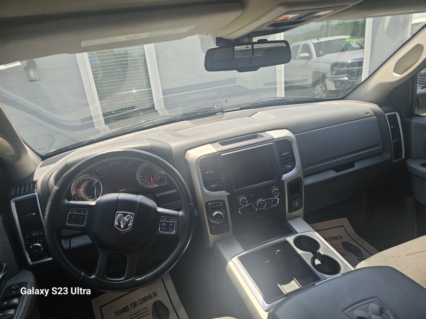2014 BLACK RAM 1500 SLT Crew Cab SWB 4WD (1C6RR7LG2ES) with an 3.6L V6 DOHC 24V FFV engine, 6-Speed Automatic transmission, located at 607 S Seven Points BLVD, Seven Points, TX, 75143, (430) 255-4030, 32.313934, -96.207932- Photo#4