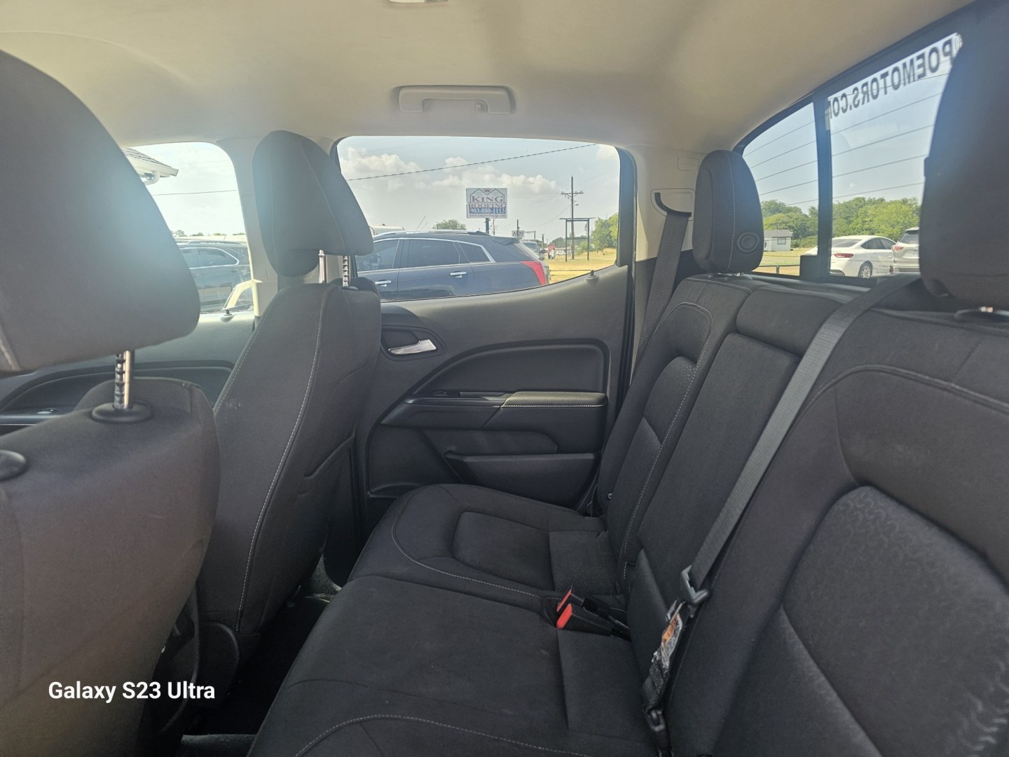 2019 DARK GRAY GMC Canyon SLE Crew Cab 2WD (1GTG5CEN1K1) with an 3.6L V6 DOHC 24V engine, 6A transmission, located at 607 S Seven Points BLVD, Seven Points, TX, 75143, (430) 255-4030, 32.313934, -96.207932- Photo#5