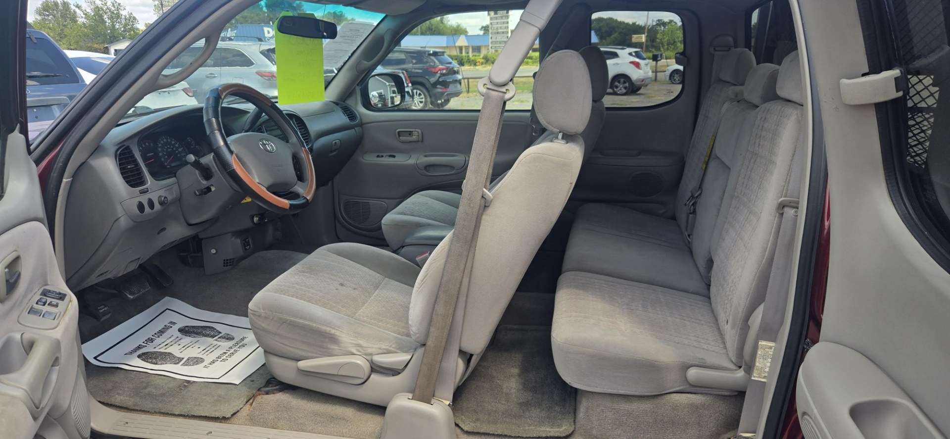 2005 MAROON Toyota Tundra SR5 Access Cab 2WD (5TBRU34165S) with an 4.0L V6 DOHC 24V engine, located at 607 S Seven Points BLVD, Seven Points, TX, 75143, (430) 255-4030, 32.313934, -96.207932- Photo#5