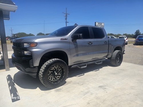 2020 Chevrolet Silverado 1500 Custom Trail Boss Crew Cab Long Box 4WD