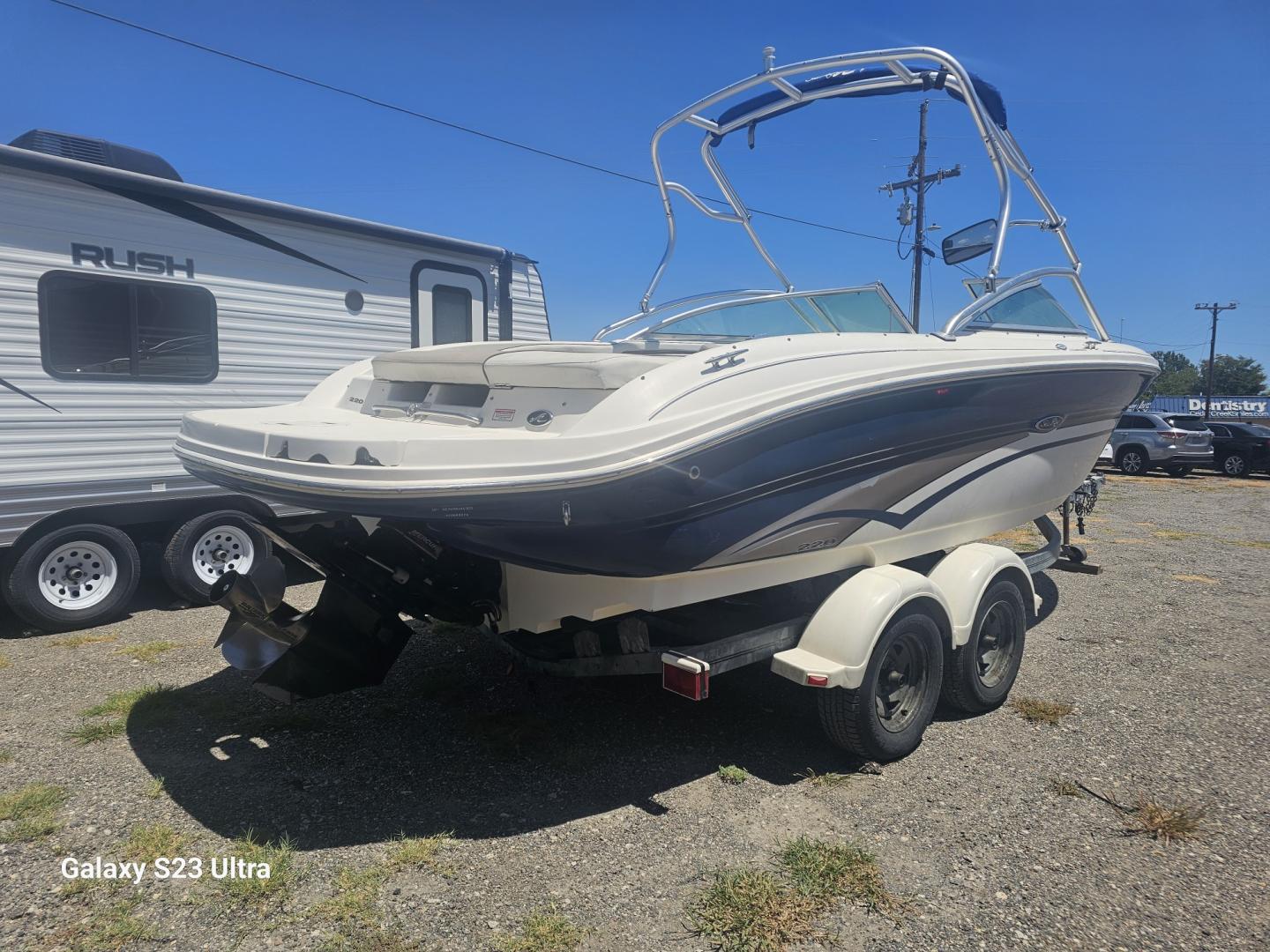 2003 BLUE SEA RAY (SERV4644C30) , located at 607 S Seven Points BLVD, Seven Points, TX, 75143, (430) 255-4030, 32.313934, -96.207932- Photo#3