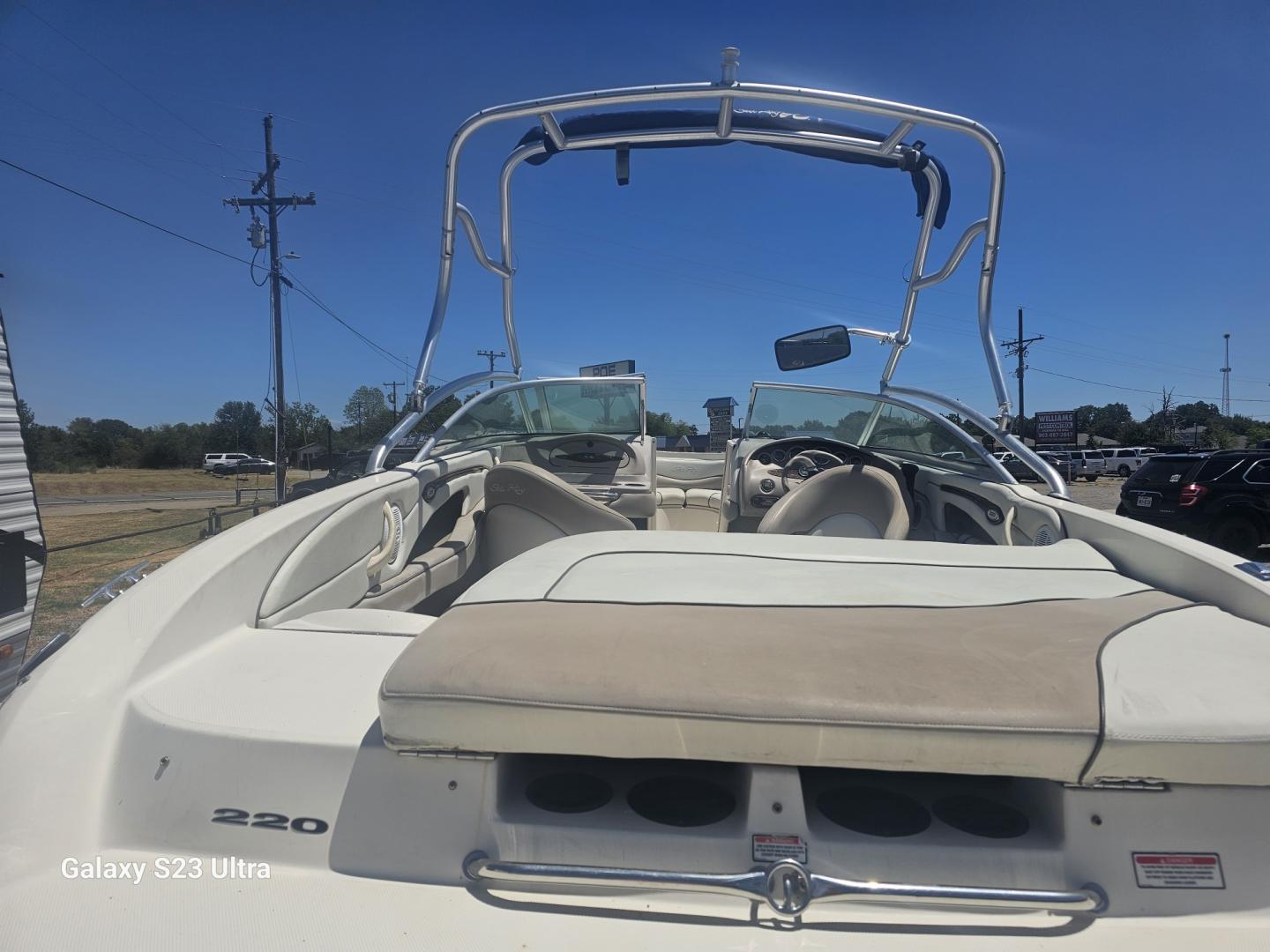 2003 BLUE SEA RAY (SERV4644C30) , located at 607 S Seven Points BLVD, Seven Points, TX, 75143, (430) 255-4030, 32.313934, -96.207932- Photo#4