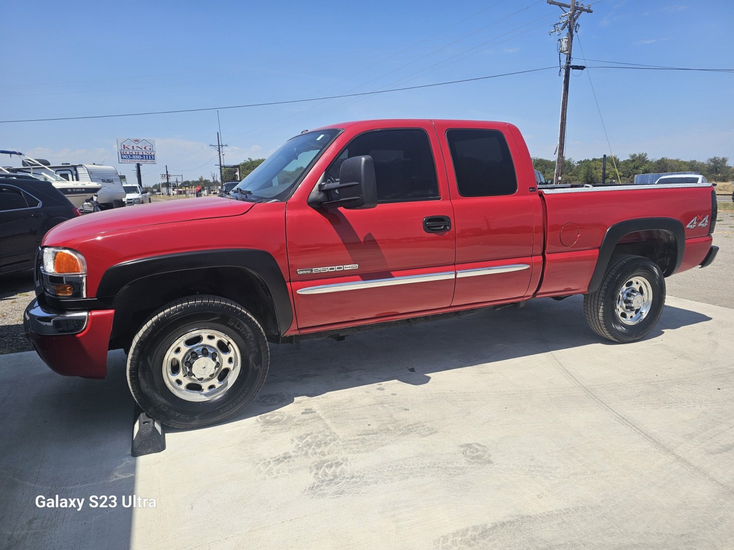 2005 RED GMC Sierra 2500HD Ext. Cab Long Bed 4WD (1GTHK29U95E) with an 6.0L V8 OHV 16V engine, located at 607 S Seven Points BLVD, Seven Points, TX, 75143, (430) 255-4030, 32.313934, -96.207932- Photo#0