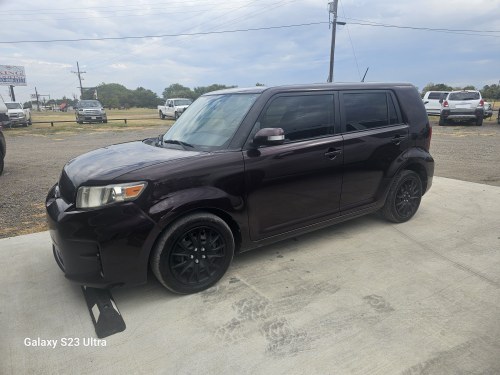 2014 Scion xB 5-Door Wagon 5-Spd MT
