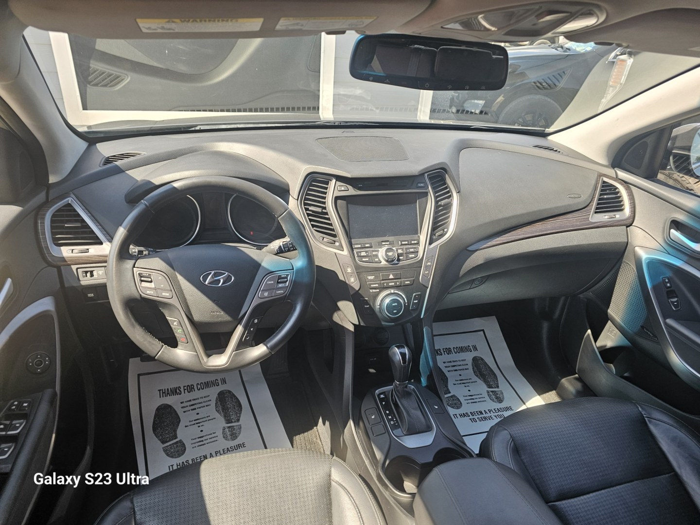 2014 GRAY Hyundai Santa Fe Sport 2.0T FWD (5XYZU3LA5EG) with an 2.0L L4 DOHC 16V TURBO engine, 6A transmission, located at 607 S Seven Points BLVD, Seven Points, TX, 75143, (430) 255-4030, 32.313934, -96.207932- Photo#4
