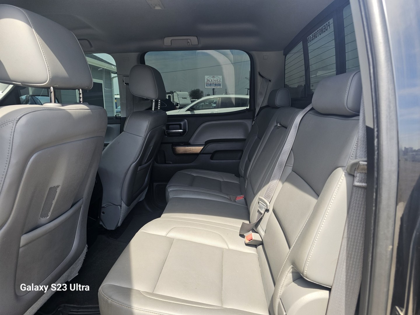 2015 BLACK Chevrolet Silverado 1500 LTZ Crew Cab 4WD (1GCUKSEC7FF) with an 5.3L V8 OHV 16V engine, 6-Speed Automatic transmission, located at 607 S Seven Points BLVD, Seven Points, TX, 75143, (430) 255-4030, 32.313934, -96.207932- Photo#5