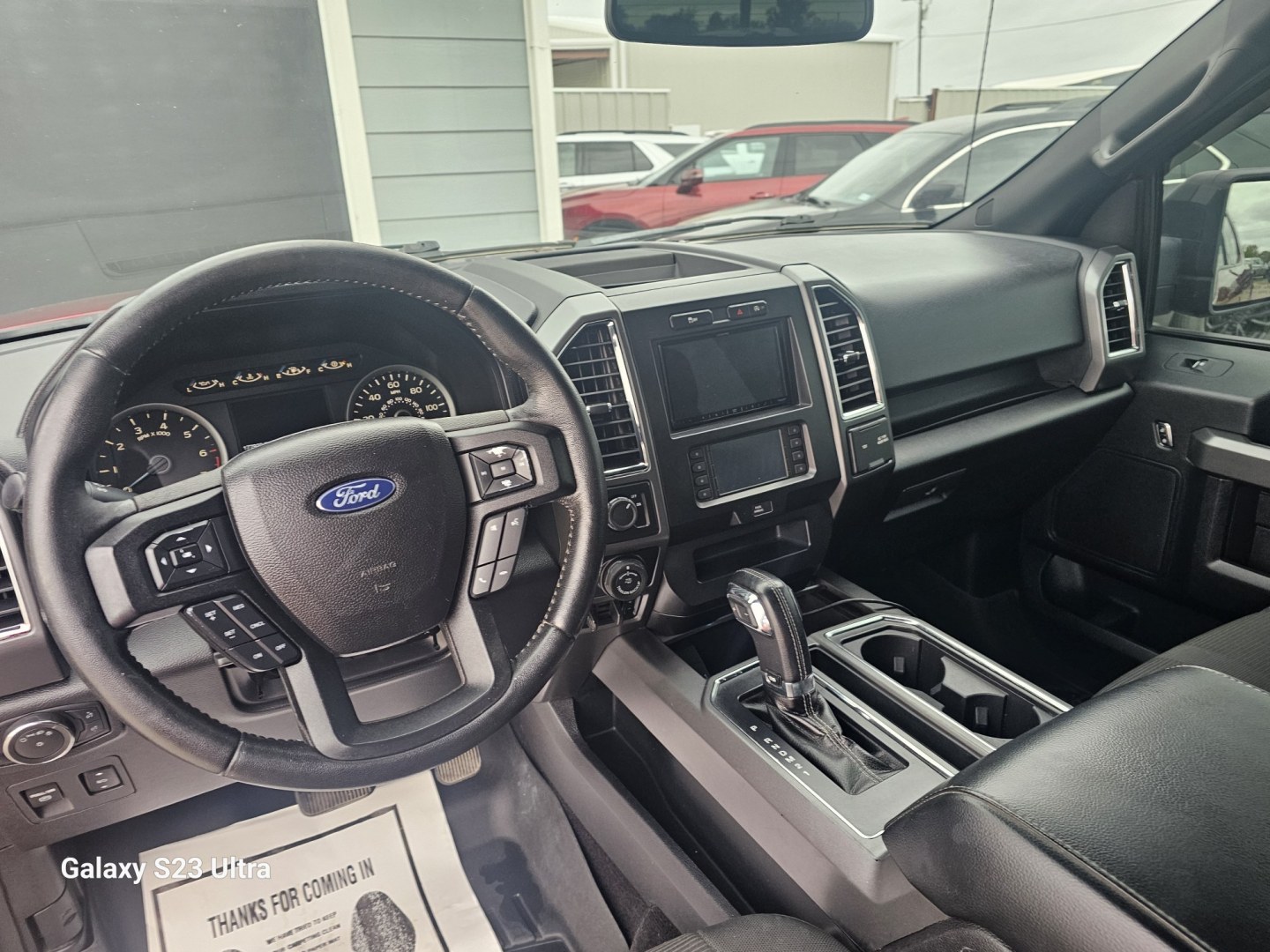 2017 RED Ford F-150 XL SuperCab 8-ft. 2WD (1FTEX1CP4HF) with an 2.7L V6 DOHC 24V engine, 6A transmission, located at 607 S Seven Points BLVD, Seven Points, TX, 75143, (430) 255-4030, 32.313934, -96.207932- Photo#4