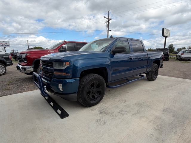 photo of 2016 Chevrolet Silverado 1500 LT Crew Cab 4WD