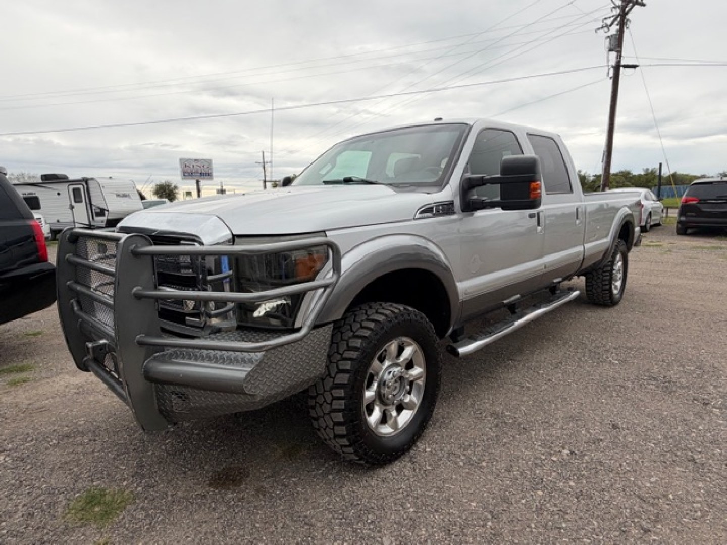 2012 SILVER Ford F-350 SD King Ranch Crew Cab 4WD (1FT8W3BT7CE) with an 6.7L V8 OHV 16V DIESEL engine, 6-Speed Automatic transmission, located at 607 S Seven Points BLVD, Seven Points, TX, 75143, (430) 255-4030, 32.313934, -96.207932- Photo#0