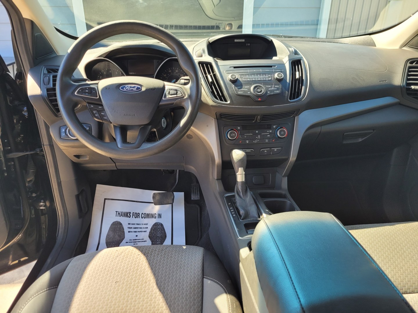 2017 BLACK Ford Escape SE FWD (1FMCU0GD5HU) with an 1.5L L4 DOHC 16V engine, 6A transmission, located at 607 S Seven Points BLVD, Seven Points, TX, 75143, (430) 255-4030, 32.313934, -96.207932- Photo#6