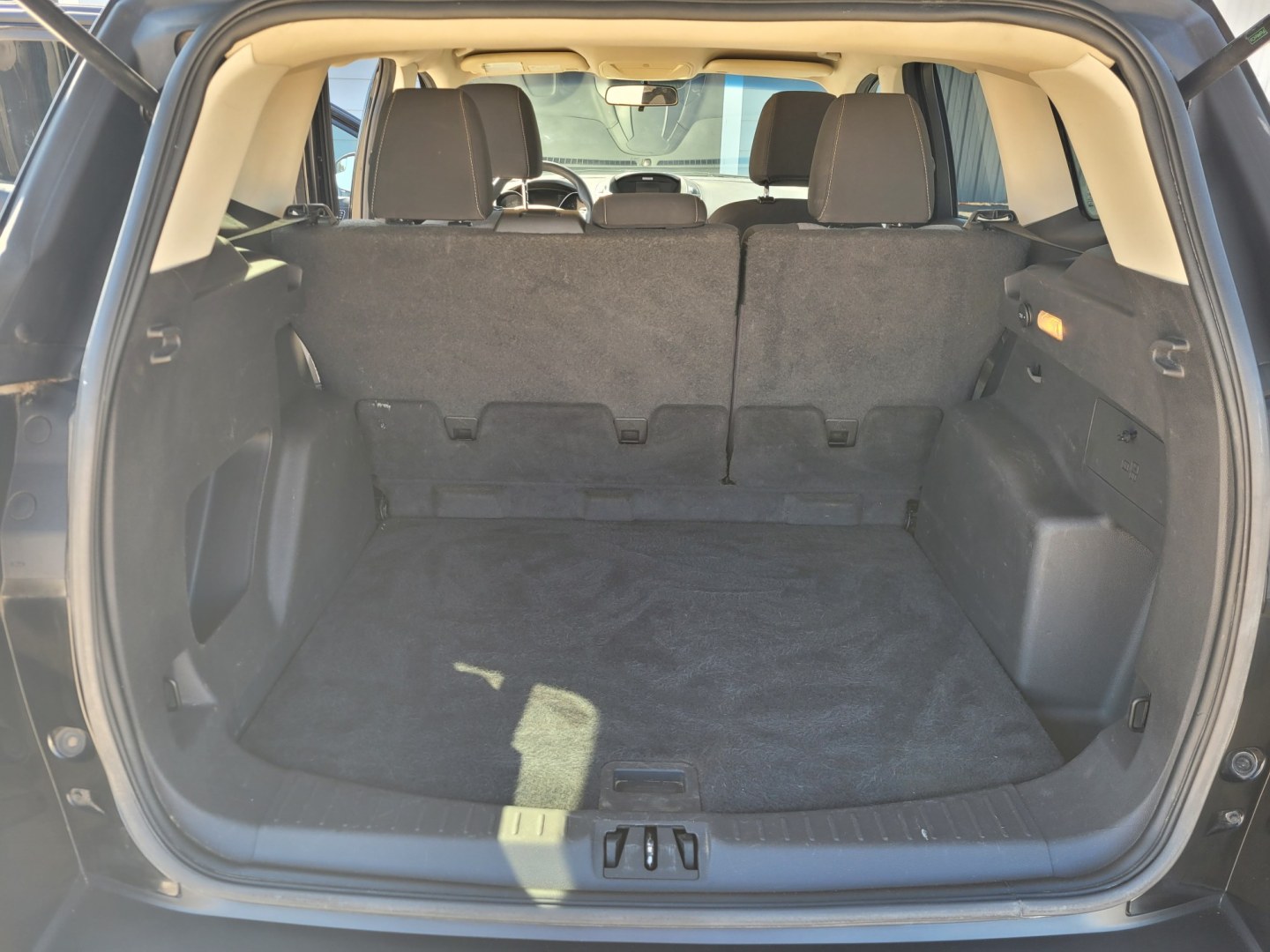 2017 BLACK Ford Escape SE FWD (1FMCU0GD5HU) with an 1.5L L4 DOHC 16V engine, 6A transmission, located at 607 S Seven Points BLVD, Seven Points, TX, 75143, (430) 255-4030, 32.313934, -96.207932- Photo#7