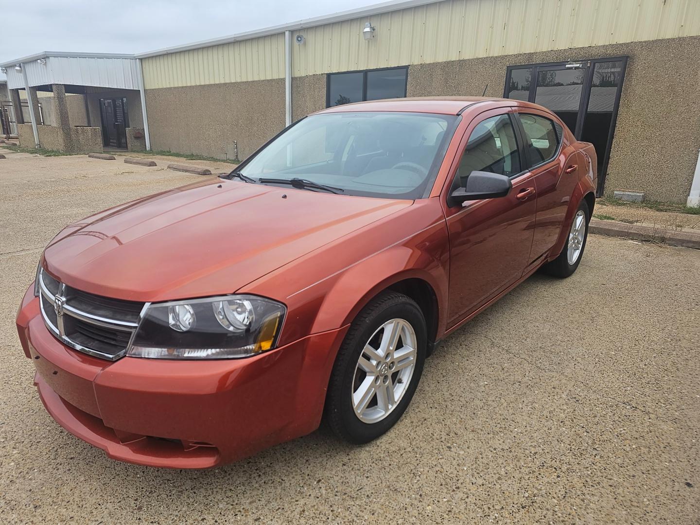 2008 ORANGE DODGE AVENGER SXT (1B3LC56K88N) with an 2.4L L4 DOHC 16V engine, 4-SPEED AUTOMATIC transmission, located at 533 S Seven Points BLVD, Seven Points, TX, 75143, (430) 255-4030, 32.313999, -96.209351 - Photo#0